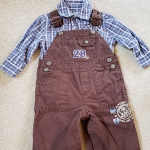 2 pc Carter's outfit set 9-12 months
